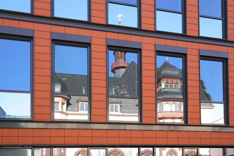 Reflection of the new town hall in the window panes of the Volksbank, Europaplatz, panes, window,
