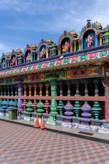 Sri Subramaniar Swamy Temple, Hindu shrine dedicated to Lord Murugan at the Batu caves, cave