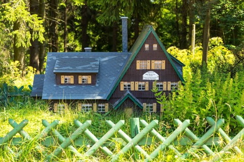 Model building of the restaurant Waldschänke Altes Raupennest in the outdoor area next to the