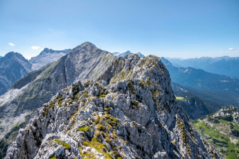 Summit ridge, Wetterstein ridge, Westliche Wettersteinspitze, Wetterstein mountains, Bavaria,