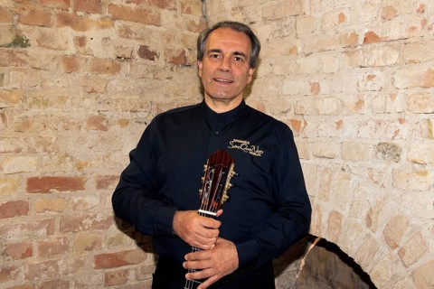 Luca Trabucchi (guitar), La musica italiana - 200 years of passion and longing with the ensemble