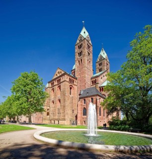 Kaiserdom, the cathedral of Speyer at the cathedral garden, Speyer, Rhineland-Palatinate, Germany