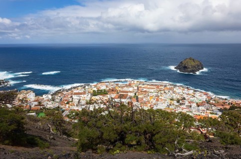 Camino hiking trail with view of Garachico, Tenerife, Canary Islands, Atlantic, Spain
