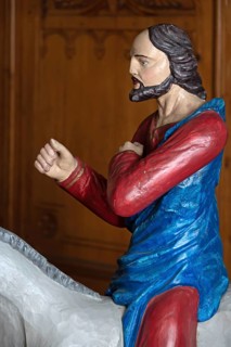 Detail of palm tree, late Gothic figure of Christ, parish church of St. Lawrence, Otzing,