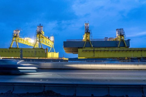 New construction of the motorway bridge Neuenkamp, A40, over the Rhine, shortly in front of