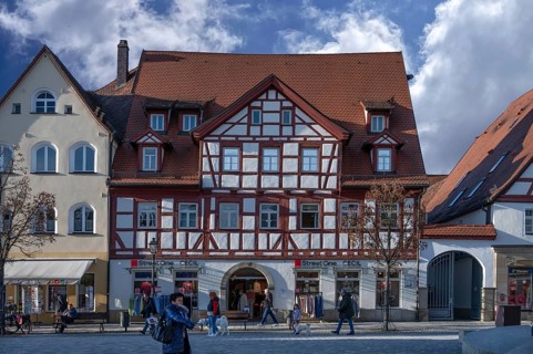 Historic half-timbered house, 17th century, market square, Lauf an der Pegnitz, Middle Franconia,