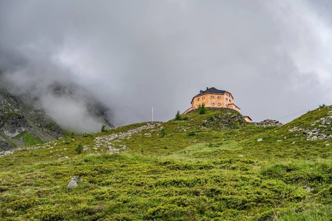 Lasörlinghütte mountain hut, Hohe Tauern, East Tyrol, Tyrol, Austria