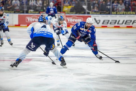 DEL, German Ice Hockey League 2024/25 season, matchday 44: Adler Mannheim v ERC Ingolstadt***hatch