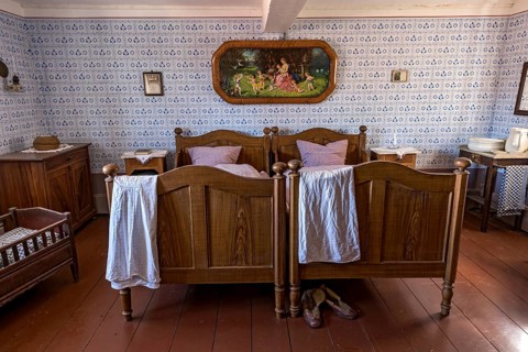 Historic rural bedroom, house from Fellingshausen, Hessenpark Open-Air Museum, Neu-Anspach, Taunus,