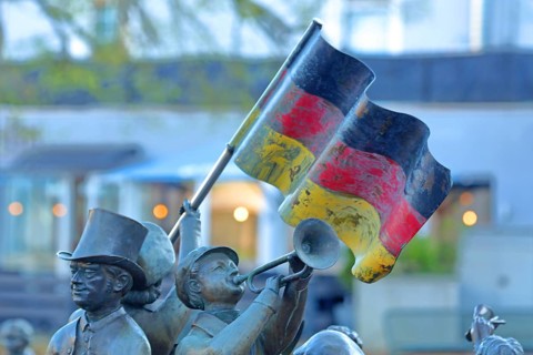 Freedom Fountain by Bonifatius Stirnberg 1992, monument to the Vormärz of the German political