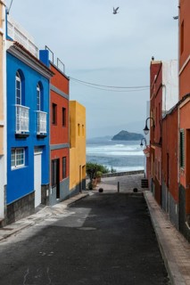 Casa Amarilla, Santa Cruz, Tenerife, Canary Islands, Spain - Contemplative town on the north coast