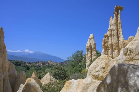 Sandstone rock Les Orgues Ille-sur-Têt, Centre Ville Nord-Ouest, Département Pyrénées-Oriental,
