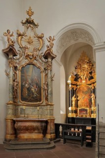 Side chapel with altar and painting in baroque Neumünster church, Neumünster church, interior view,