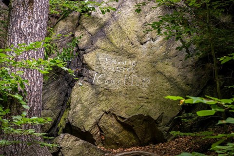 The Rabenauer Grund is a notch valley up to 80 metres deep in the Rote Weißeritz in the Eastern Ore