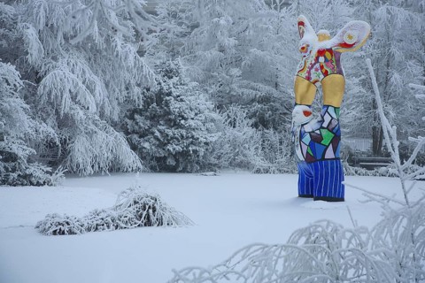 Sculpture Le poète et sa muse - The Poet and his Muse by Niki de Saint Phalle, Nana, female
