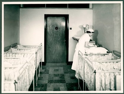 Maternite´ Reine Astrid, Charleroi, Berlien, maternity hospital, clinic, new building, Modernist