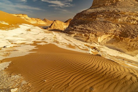 Landscape in the White Desert in the Egyptian part of the Libyan Desert, Egypt
