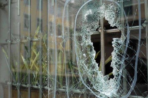 Broken window, glass, broken glass, burglary, theft, vandalism