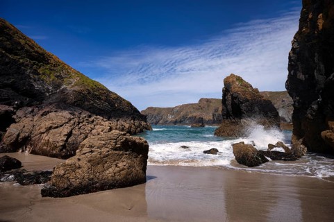 Surf, coastal landscape, coast, rock formations, rocks, sandy beach, beach, sea, Kynance Cove,