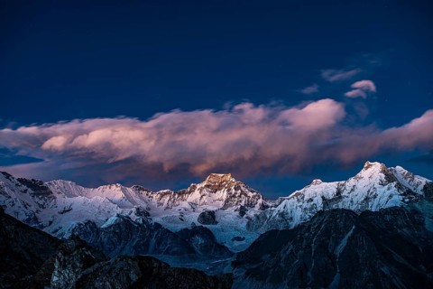 View from Renjo La Pass, 5360 m, of Himalayan mountain range in the evening light, Solu Khumbu,