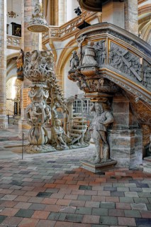 Tulip pulpit and miner's pulpit, Freiberger Dom St. Marien, religious building, interior, Silberweg