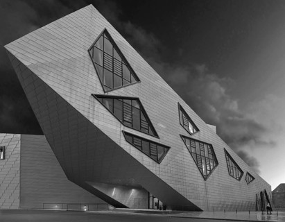 Modern university building by American architect Daniel Liebeskind, black and white, Lüneburg,
