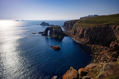 Enys Dodnan Arch, rock gate, coastline, cliffs, coast, rock formation, sea, headland Land's End,
