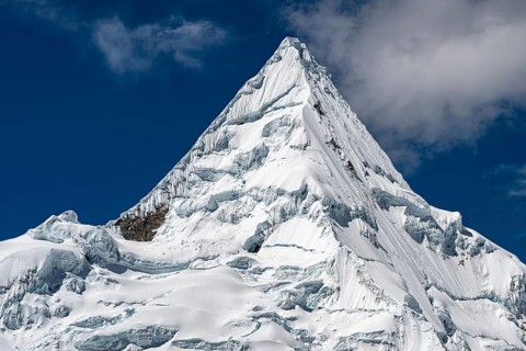 Alpamayo, 5947 m, with the title of most beautiful mountain in the world, Cordillera Blanca,