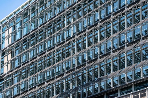 The FLOAT office building in Düsseldorf's media harbor, on Holzstraße, almost 200 meters long