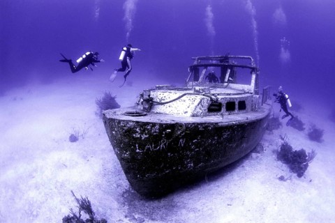 Diving in the Caribbean - Sunken Yacht, Caribbean, Central America