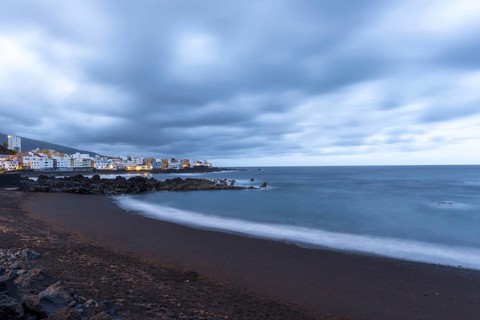 Playa Maria Jiménez in front of sunrise, Puerto de la Cruz, Tenerife, Canary Islands, Spain