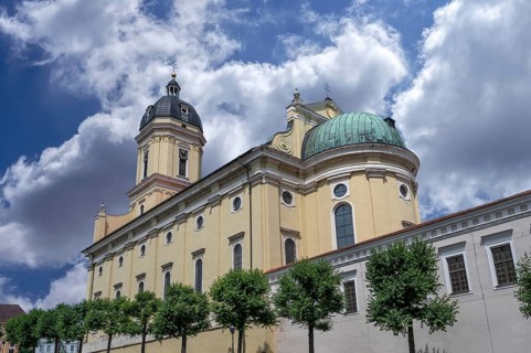 Court Church of Our Lady, a late Renaissance building built 1607 to 1608, Karlsplatz, Neuburg an