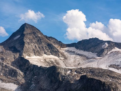 Glaciated summit of the Great Geiger, Venice Group, Hohe Tauern National Park, Province of
