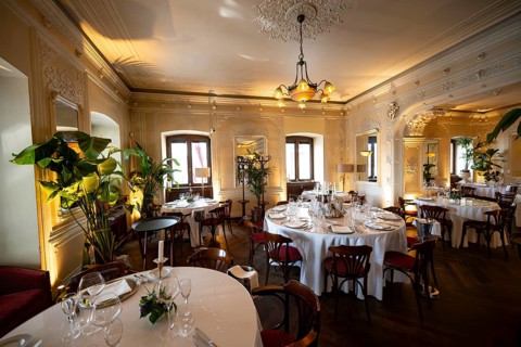 Restaurant Antico Ristorante Tommaseo, former coffee house Caffé Tommaseo, interior view, Trieste,
