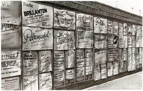 Hamburg, exchange ads, search, who offers, post-war period, wall with numerous posters and