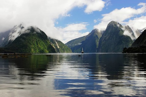 Milford Sound, Fiordland National Park, World Heritage South West New Zealand, West Coast, South