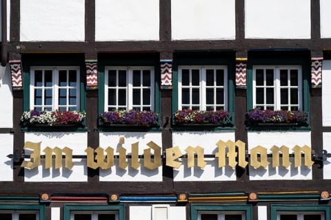 Im Wilden Mann, restaurant, historic half-timbered house, quartering on the façade, detail, Soest,
