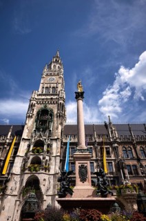 Mariensäule, New Town Hall, Marienplatz, Munich, Bavaria, Germany