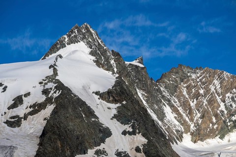 View of Grossglockner, highest mountain in Austria, Alps, Heiligenblut am Grossglockner, Carinthia,