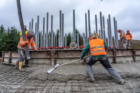 Concreting, concreting the foundation of a wind turbine, more than 600 cubic meters of concrete
