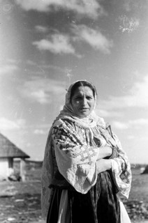 Historische Luftaufnahme, Gesichter des zweiten Weltkrieges, Portrait einer griechischen Bäuerin in