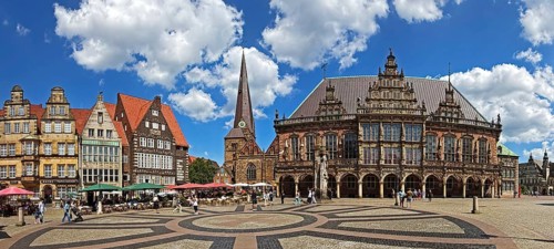 Market square panorama with the Unser Lieben Frauen Church, the Bremen Roland and the Town Hall,