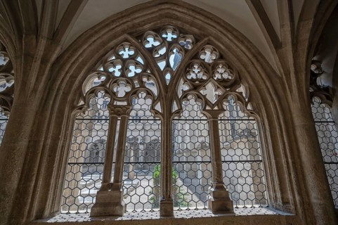 Gothic tracery, window in the cloister in the Diocesan Museum, Eichstätt, Upper Bavaria, Germany