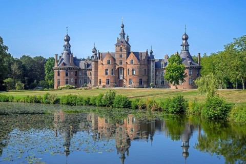 Ooidonk Castle, Kasteel van Ooidonk, 16th century Flemish Renaissance moated castle at