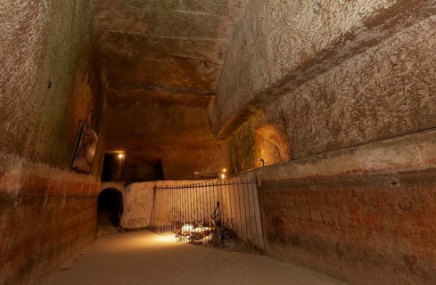 Napoli Sotterranea, underground Naples, historic tunnel system in tuff stone, Naples, Campania