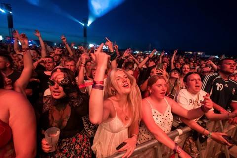 Festival visitors celebrate with the band BHZ at the Highfield Festival on Friday, Störmthaler See,