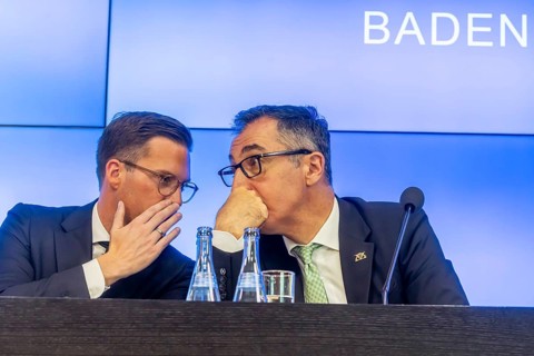 State press conference with Minister-President Cem Özdemir (right, Greens) and Interior Minister