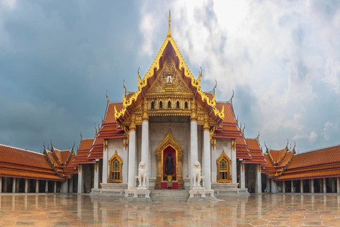 Abandoning thunderstorm over the marble temple, made of Carrara marble, Wat Benchamabopit, back of