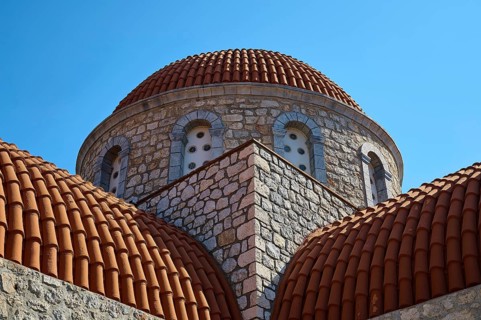 Agiou Sarvas monastery, Agion Pandon church, stone church with round dome and reddish roof tiles