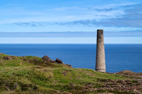 Chimney, ruin, Levant mine, tin mine, tin mine, mining, Pendeen, Trewellard near St Just in